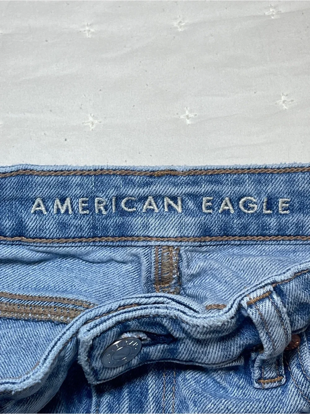 American Eagle Women's Size 0 Baggy Mom Denim Shorts Distressed High Rise